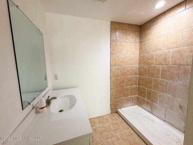 814 E Railroad Street, Gulfport, MS 39501