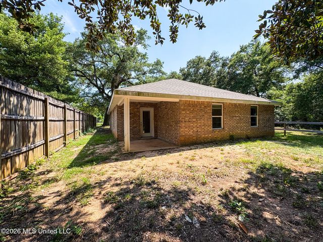 814 E Railroad Street, Gulfport, MS 39501