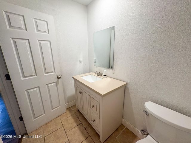 814 E Railroad Street, Gulfport, MS 39501