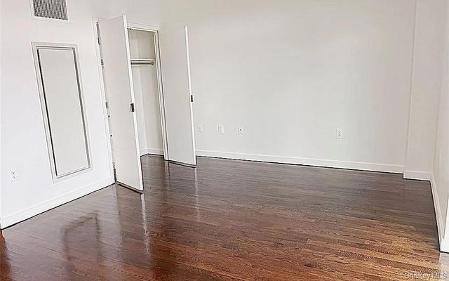 1215 Broadway 603, Astoria, NY 11106