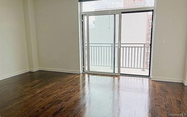 1215 Broadway 603, Astoria, NY 11106