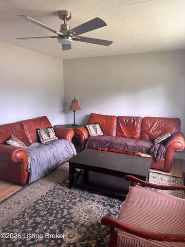 602 W Broadway St, Bardstown, KY 40004