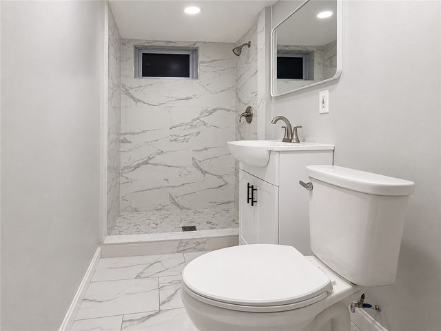 13 Osborn Street, Providence, RI 02908