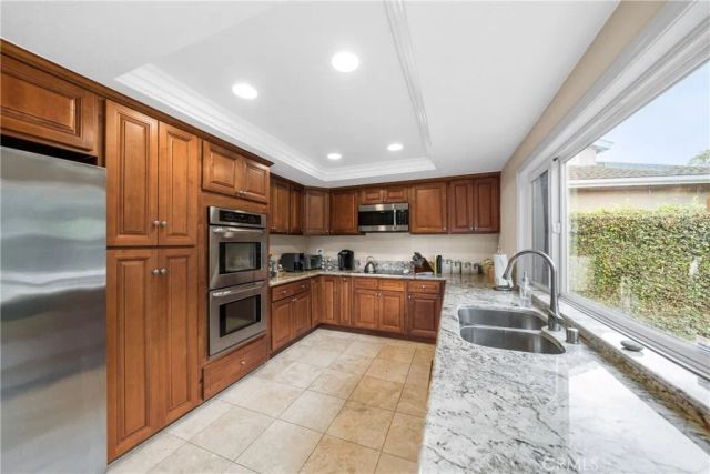 3601 Bluebell St, Seal Beach, CA 90740