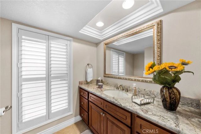 3601 Bluebell St, Seal Beach, CA 90740