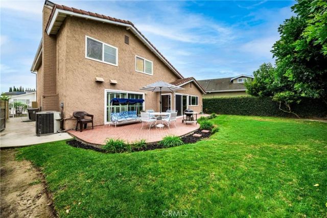3601 Bluebell St, Seal Beach, CA 90740