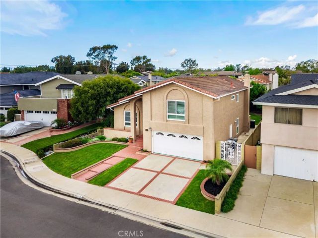 3601 Bluebell St, Seal Beach, CA 90740