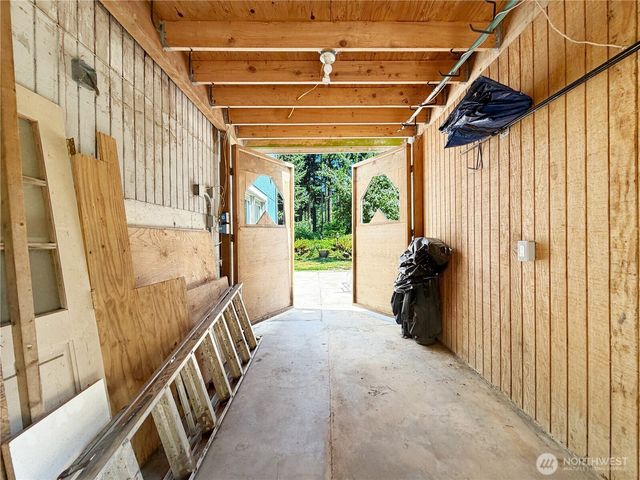 66 Port Susan Dr., Hat Island, WA 98206
