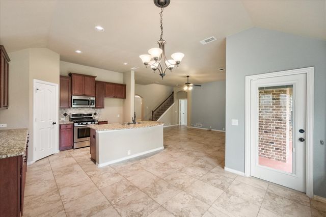 508 Highpoint Lane, Mansfield, TX 76063