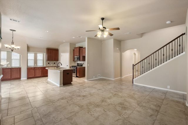 508 Highpoint Lane, Mansfield, TX 76063