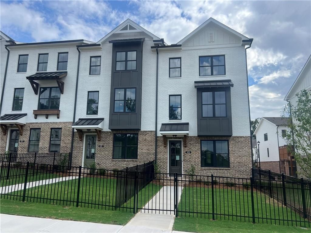 Image 1 of property listing at 623 Silva Street 130, Cumming, GA 30040