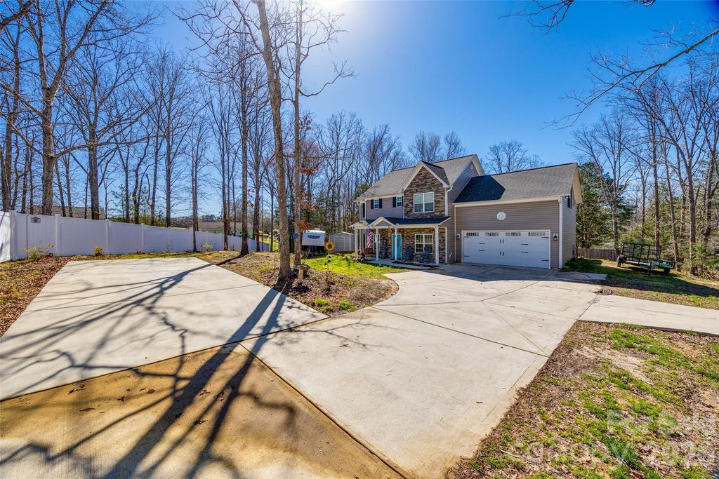 2375 Ellison Circle, Lancaster, SC 29720