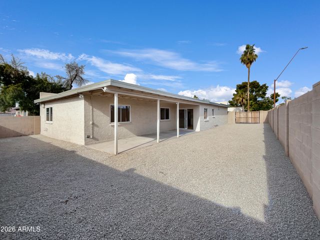 2912 S PRICE Road, Tempe, AZ 85282