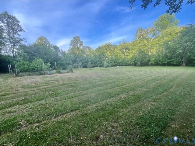 14434 Kings Grant Ln, Doswell, VA 23047