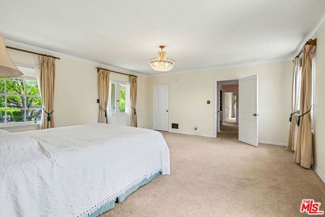 608 Trenton Drive, Beverly Hills, CA 90210