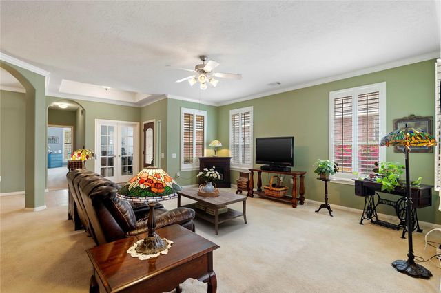 50 S Dylanshire Circle, Conroe, TX 77384