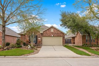 50 S Dylanshire Circle, Conroe, TX 77384