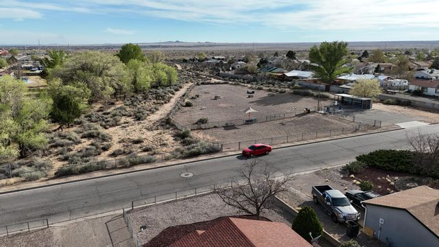 386 Pecos Loop SE, Rio Rancho, NM 87124