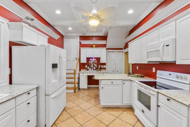 302 Broadway Street, Nicholasville, KY 40356