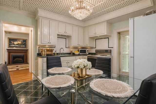 302 Broadway Street, Nicholasville, KY 40356