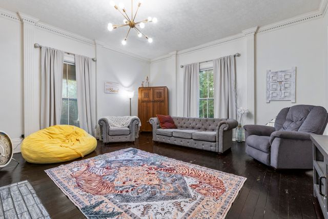 302 Broadway Street, Nicholasville, KY 40356