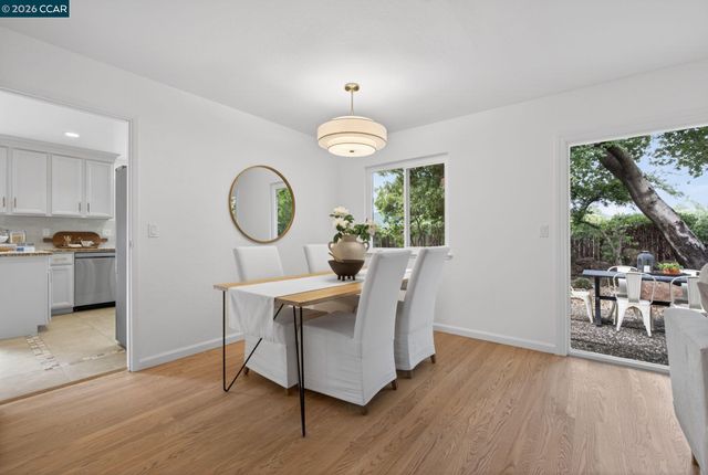 887 Appaloosa Dr, Walnut Creek, CA 94596