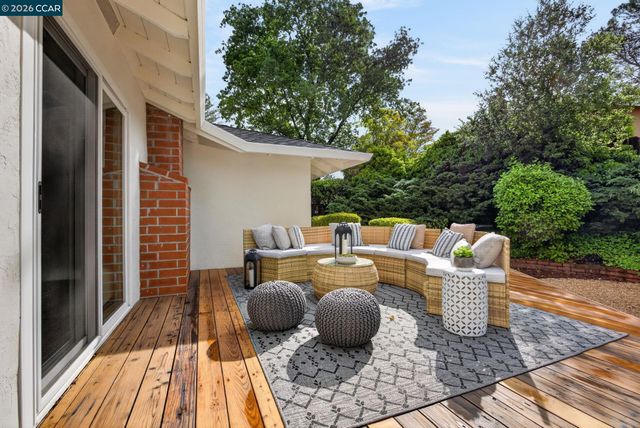 887 Appaloosa Dr, Walnut Creek, CA 94596