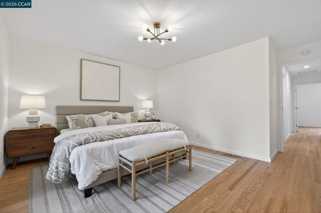 887 Appaloosa Dr, Walnut Creek, CA 94596