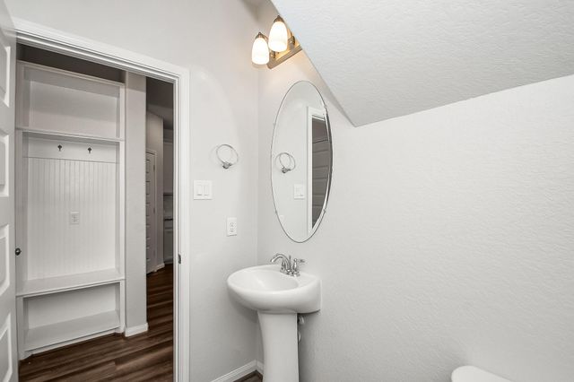 5527 Cuerta Street, Houston, TX 77023