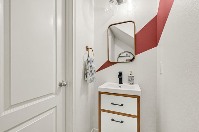 2602 Shady Acres Court, Houston, TX 77008