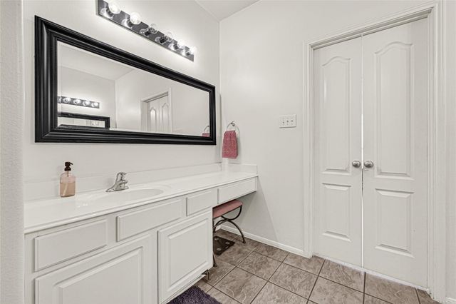 2602 Shady Acres Court, Houston, TX 77008