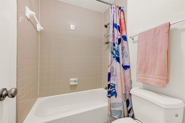 2602 Shady Acres Court, Houston, TX 77008