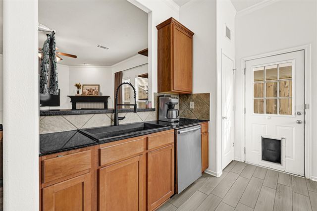 2602 Shady Acres Court, Houston, TX 77008