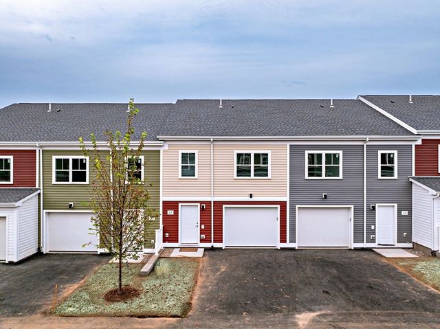 82 Central Street 304, Springfield, MA 01105