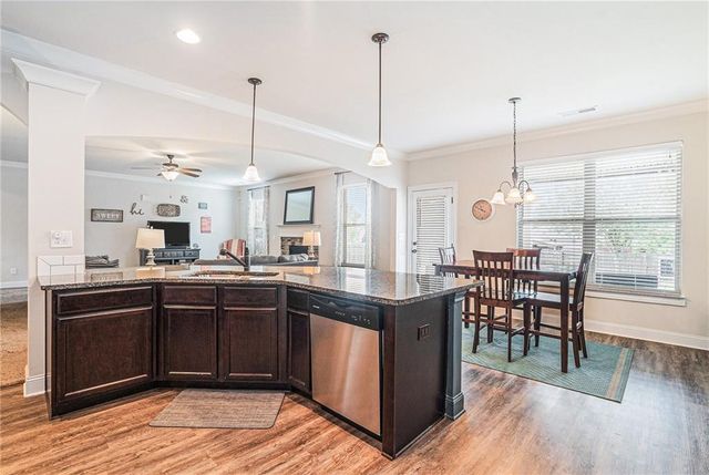 509 Georgia Circle, Loganville, GA 30052