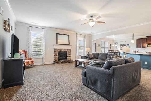 509 Georgia Circle, Loganville, GA 30052