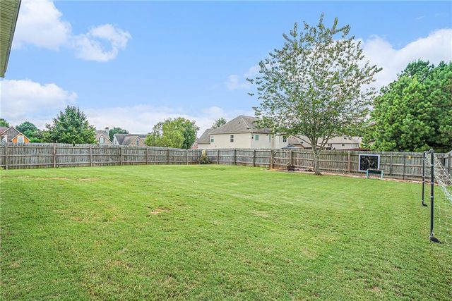 509 Georgia Circle, Loganville, GA 30052