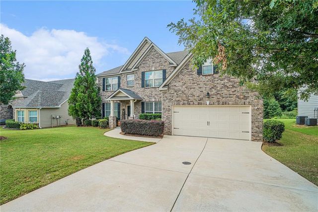 509 Georgia Circle, Loganville, GA 30052