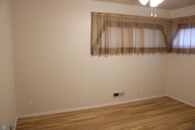 509 24th Avenue N, Fargo, ND 58102