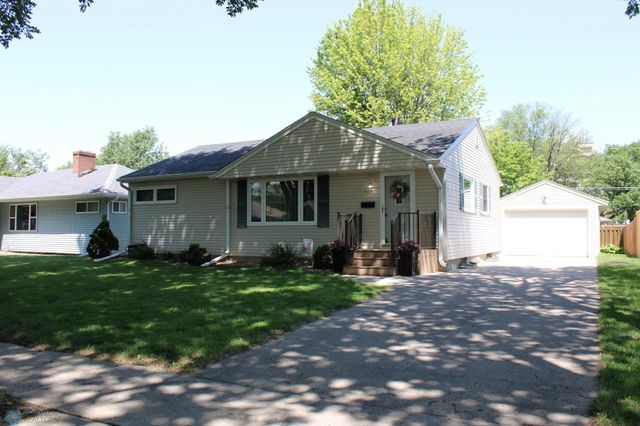 509 24th Avenue N, Fargo, ND 58102