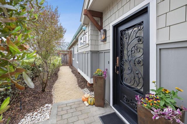 484 Poplar Street, Half Moon Bay, CA 94019