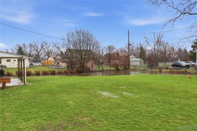 18 Hoover Parkway, Lockport City, NY 14094