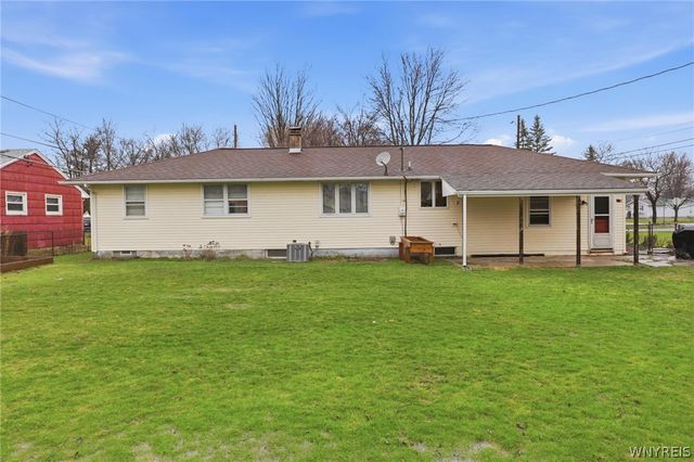 18 Hoover Parkway, Lockport City, NY 14094