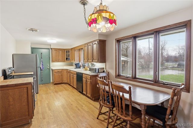 18 Hoover Parkway, Lockport City, NY 14094