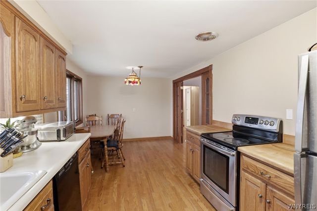 18 Hoover Parkway, Lockport City, NY 14094