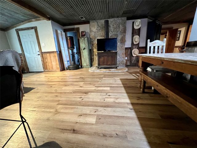 544 Hcr 2122 W, Aquilla, TX 76622
