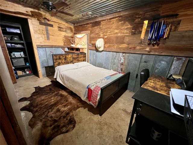 544 Hcr 2122 W, Aquilla, TX 76622
