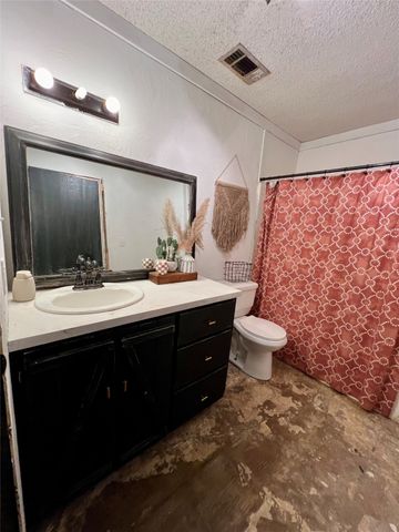 544 Hcr 2122 W, Aquilla, TX 76622