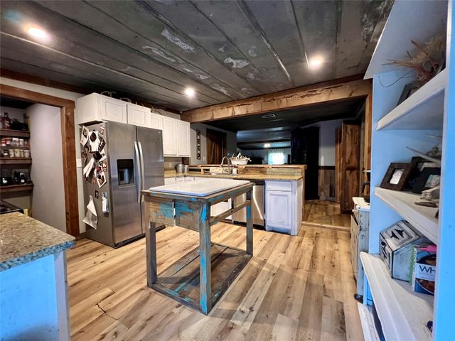 544 Hcr 2122 W, Aquilla, TX 76622