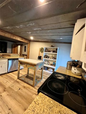 544 Hcr 2122 W, Aquilla, TX 76622